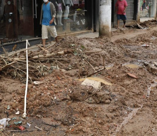 Número de mortos em Petrópolis chega a 152