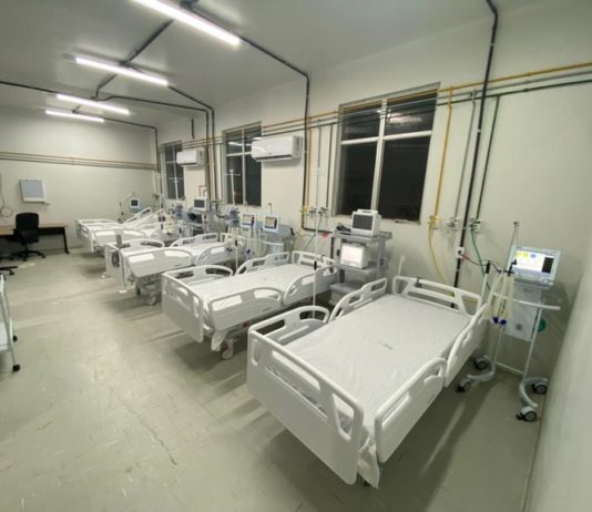 Hospital de Clínicas registra última alta covid e zera ocupação no setor