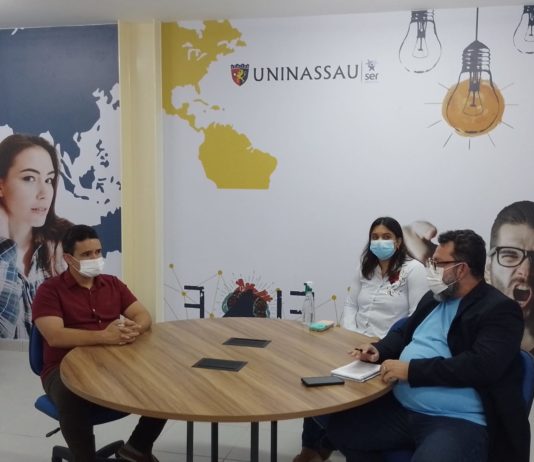 Secretário de Saúde de Campina Grande visita UNINASSAU