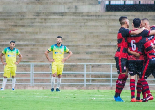 Em jogo pegado, Campinense vence o Sport-PB no Amigão e dispara na liderança