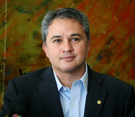 Lei Paulo Gustavo: “Sou favorável a políticas de financiamento da cultura em nosso país”, diz Efraim