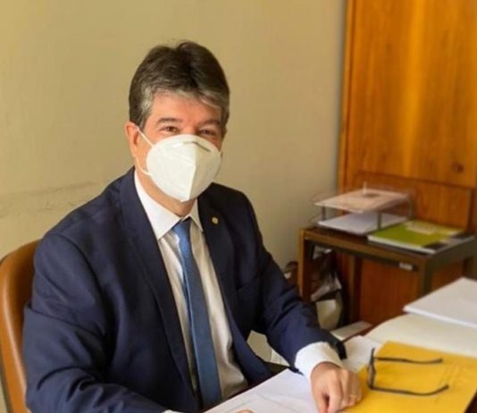 Deputado federal Ruy Carneiro deixa o PSDB e anuncia filiação ao PSC