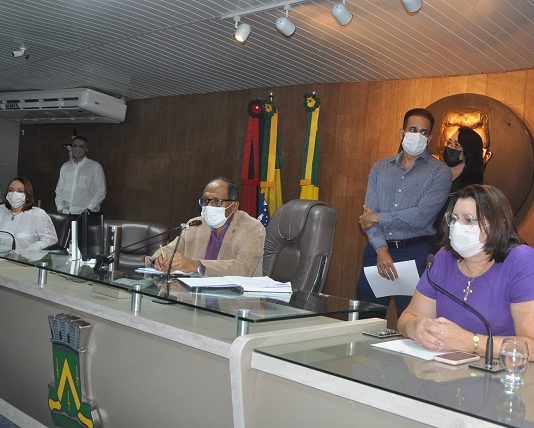 Vereadores comemoram o “fim do capricho, Iphaep libera as muralhas do capitólio para revitalização”