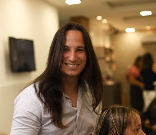 Cabeleireiro campinense lança curso on-line com técnicas inovadoras para profissionais da área da beleza