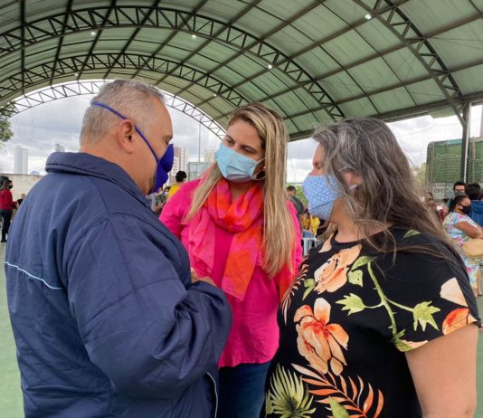 Carol Gomes tem novos projetos de leis sancionados e destaque é para criação do cartão de vacinação em braile