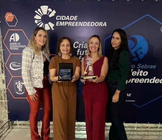 Prefeitura de Campina recebe prêmio de Cidade Empreendedora da região Nordeste na categoria Prefeito Empreendedor