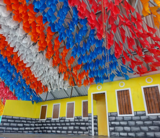 Decoração d’O Maior São João do Mundo daria para enfeitar a BR-230, de Campina a João Pessoa