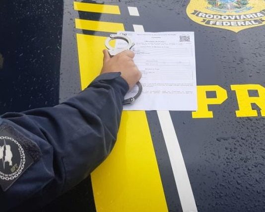 Dois homens são presos pela PRF em menos de 20 minutos em Santa Rita e Campina Grande/PB