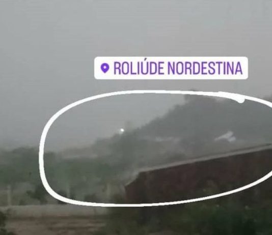 Letreiro ‘Roliúde Nordestina’ é derrubado após forte temporal em Cabaceiras e alagamentos deixam cidade isolada