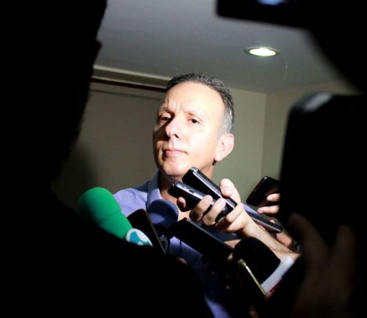 Aguinaldo Ribeiro diz que decisão sobre pré-candidatura a senador está muito próxima: “estamos numa ‘beirinha’, numa ‘peinha'”