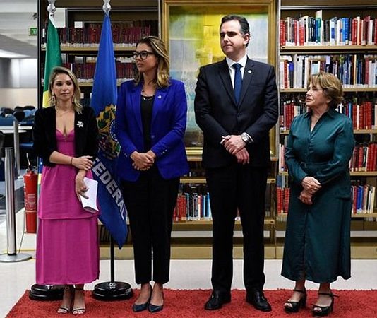 Recuperada da Covid-19, Nilda retoma atividades e participa do lançamento do livro “Senado por Elas”