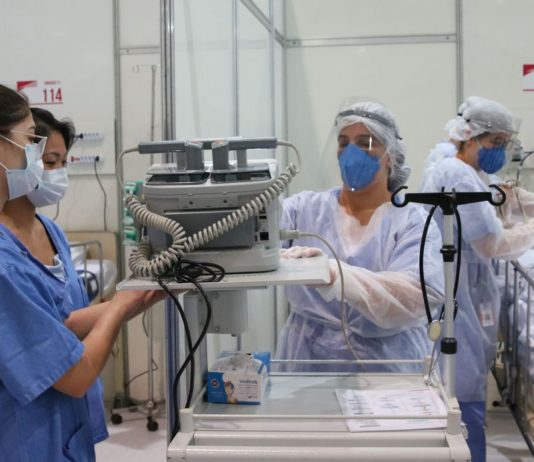 Senado aprova PEC que dá sinal verde a piso nacional da enfermagem. Proposta prevê salário inicial de R$ 4.750 para enfermeiros