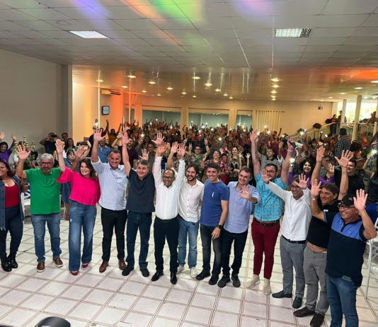 Marinaldo celebra aniversário com a presença de amigos, aliados e pré-candidatos