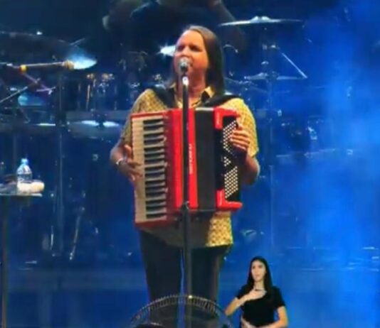 Interpretação em LIBRAS é destaque no Show de Dorgival Dantas n’O Maior São João do Mundo