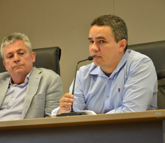 Secretaria de Saúde vai seguir legislação que prevê funcionamento de UBS oito horas por dia