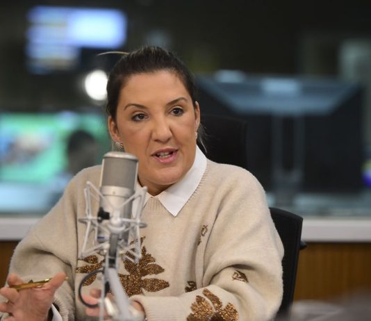 Nova presidente da Caixa assume cargo na terça-feira. Daniella Consentino assinou hoje o termo de posse