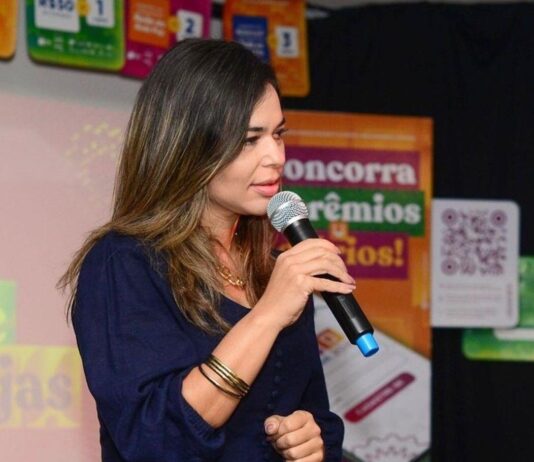 Após exoneração ex-Secretária de Desenvolvimento de Campina Grande publica nota de agradecimento