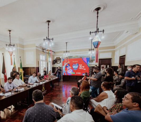 Bruno apresenta balanço positivo do Maior São João do Mundo e anuncia para este mês início do planejamento para a 40ª edição da festa, em 2023