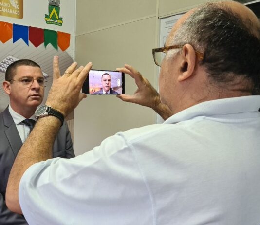 “Não há instabilidade e as pesquisas mostram o crescimento de Pedro”, declara Dinho Papaléguas