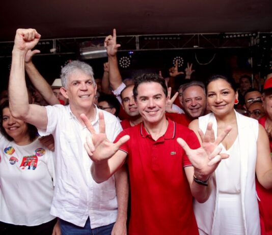 Convenção do MDB, PT e partidos aliados homologa Veneziano como candidato a governador, Maísa Vice e Ricardo para Senador