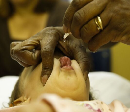 Ministério da Saúde lança Campanha Nacional de Vacinação.     Foco são as vacinas de poliomielite e de multivacinação