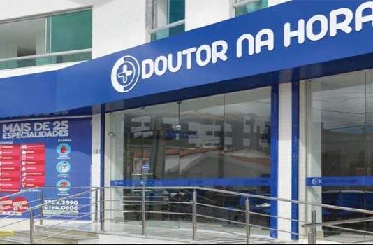 DOUTOR NA PRAÇA: Clínica Doutor na Hora oferta serviços de saúde gratuitos em dia alusivo ao dia nacional da saúde