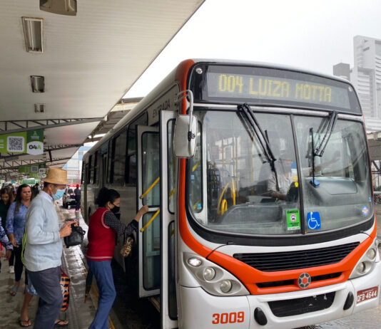Gratuidades e meia passagem representam mais de 40% dos passageiros em Campina Grande