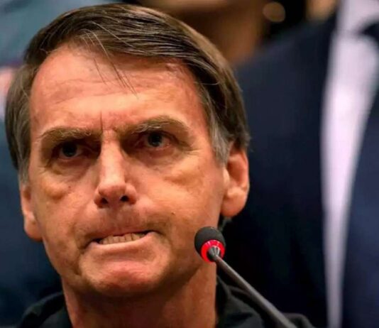 ELEIÇÕES 2022: Bolsonaro reclama de matéria sobre compra de imóveis próprios em dinheiro vivo