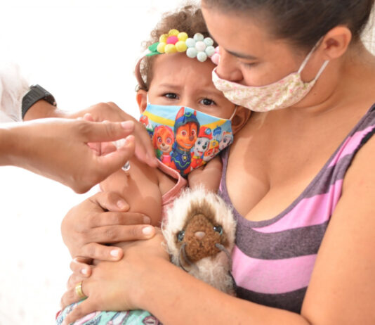 Dia Nacional da Vacinação – Prefeitura de Campina Grande leva imunização às creches