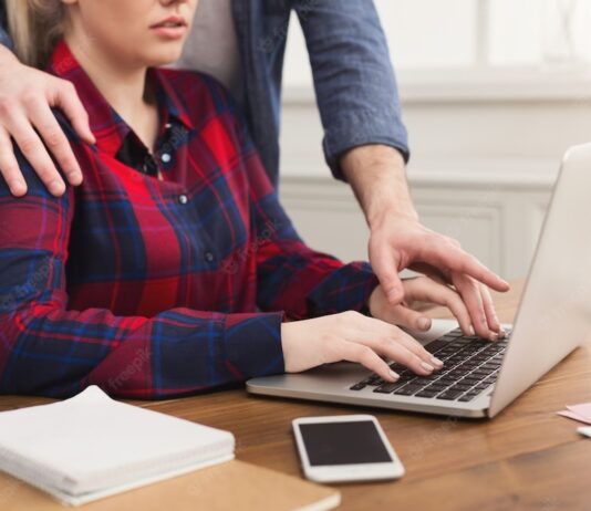 Advogada explica punições para crime de assédio sexual