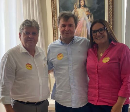 Deputado Moacir Rodrigues, irmão de Romero, anuncia apoio a João Azevêdo