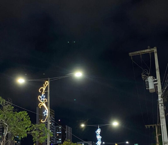 NATAL ILUMINADO 2022: Decoração está 40% pronta e trabalho de montagem deve ser concluído no próximo domingo