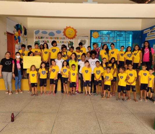 Atletas da Confederação Brasileira de Wrestling em treinamento em Campina Grande/PB visitam crianças e adolescentes vulneráveis na capital da Borborema