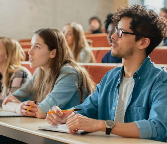 Hapvida NotreDame Intermédica abre curso de formação profissional com inclusão social em TI em todo o Brasil