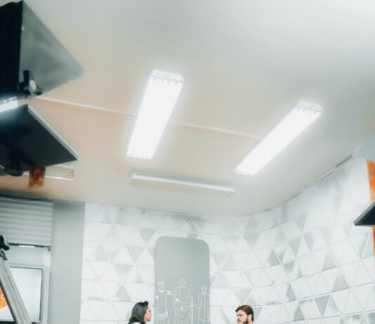 ENTREVISTA: Bruno avalia ano administrativo e projeta para 2023 a abertura de oito mil novas vagas nas escolas municipais