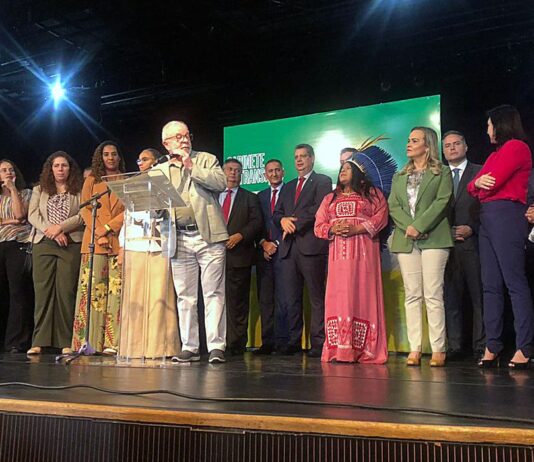 Presidente eleito anuncia últimos 16 ministros do novo governo. No total, o terceiro mandato de Lula contará com 37 ministérios