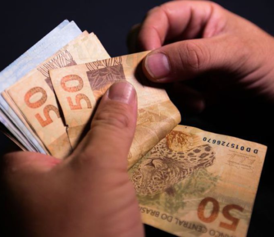 Com aumento do salário mínimo, teto do INSS vai subir para R$ 7.718,69