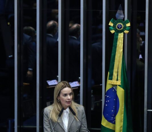 Senadora Daniella Ribeiro destaca eventos religiosos de Campina Grande no Senado Federal