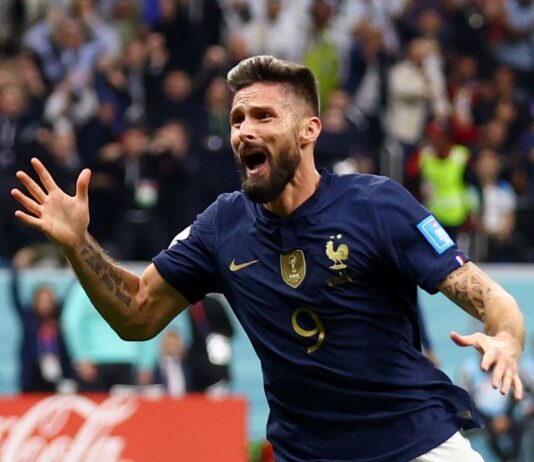 França sofre, mas supera Inglaterra e vai à semifinal da Copa do Catar. Kane desperdiça pênalti e Le Blues seguram pressão britânica no fim