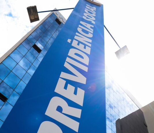 INSS divulga calendário de pagamentos para aposentados e pensionistas. Mais de 37 milhões de pessoas recebem benefício