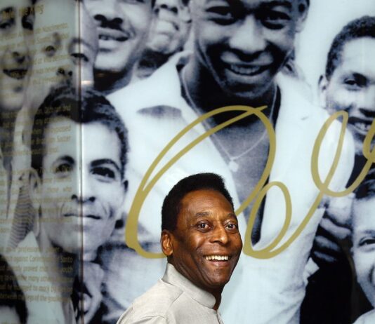 Rei do futebol, Pelé morre aos 82 anos. O atleta estava internado no hospital Albert Einstein, em SP