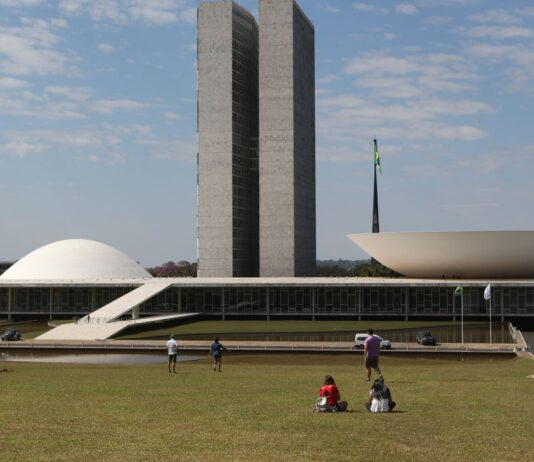 Ministros nomeados por Lula abrem 13 vagas no Congresso Nacional. Próxima legislatura terá início no dia 1º de fevereiro