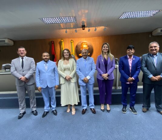 Câmara Municipal de Campina Grande empossa nova mesa diretora