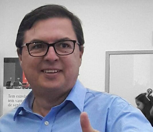 “Baile D’á Notícia” comemora 28 anos e vai homenagear o jornalista Fernando Soares no Campina Folia 2022