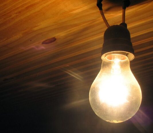 Falha na subestação da CHESF provoca “apagão” em Campina Grande