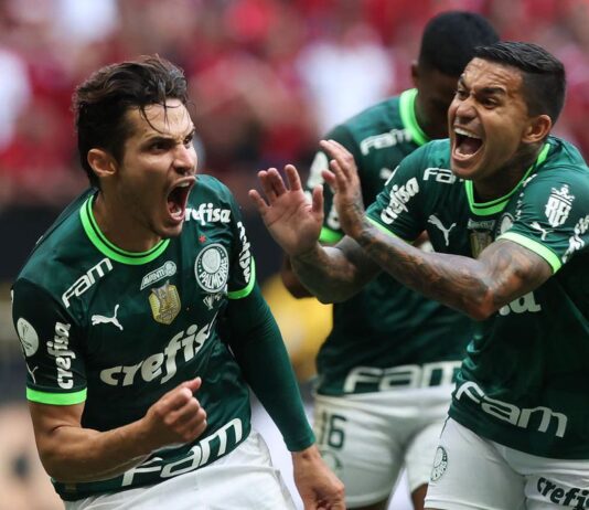 Palmeiras vence Flamengo em grande jogo e leva Supercopa do Brasil. Raphael Veiga e Gabriel Menino decidem e garantem triunfo por 4 a 3