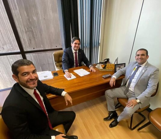 Saúde : Murilo Galdino garante destinação de emendas para hospitais de Campina Grande e do Sertão da Paraíba