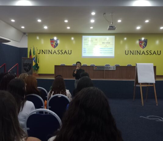 UNINASSAU Campina Grande recepciona novos estudantes
