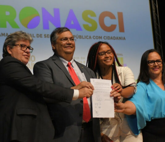João Azevêdo e ministro Flávio Dino lançam ações do Pronasci II na Paraíba com investimentos iniciais de R$ 20 milhões na segurança pública