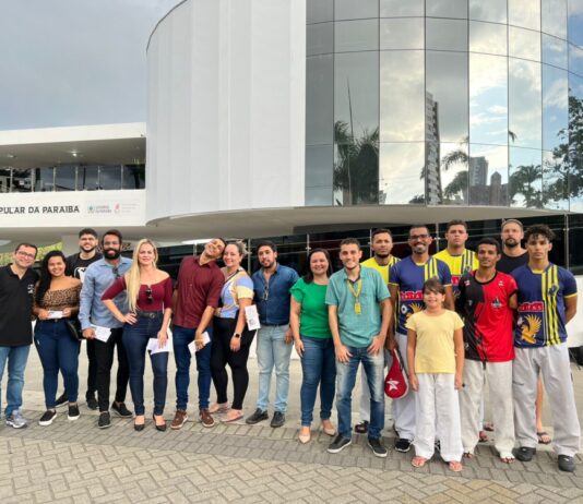 Centro universitário realiza ação de combate ao racismo